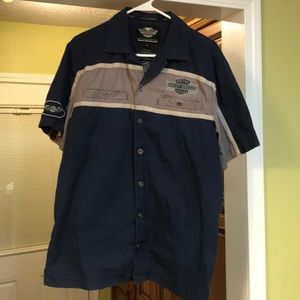 AWESOME!!! Harley Davidson button down short Sz M